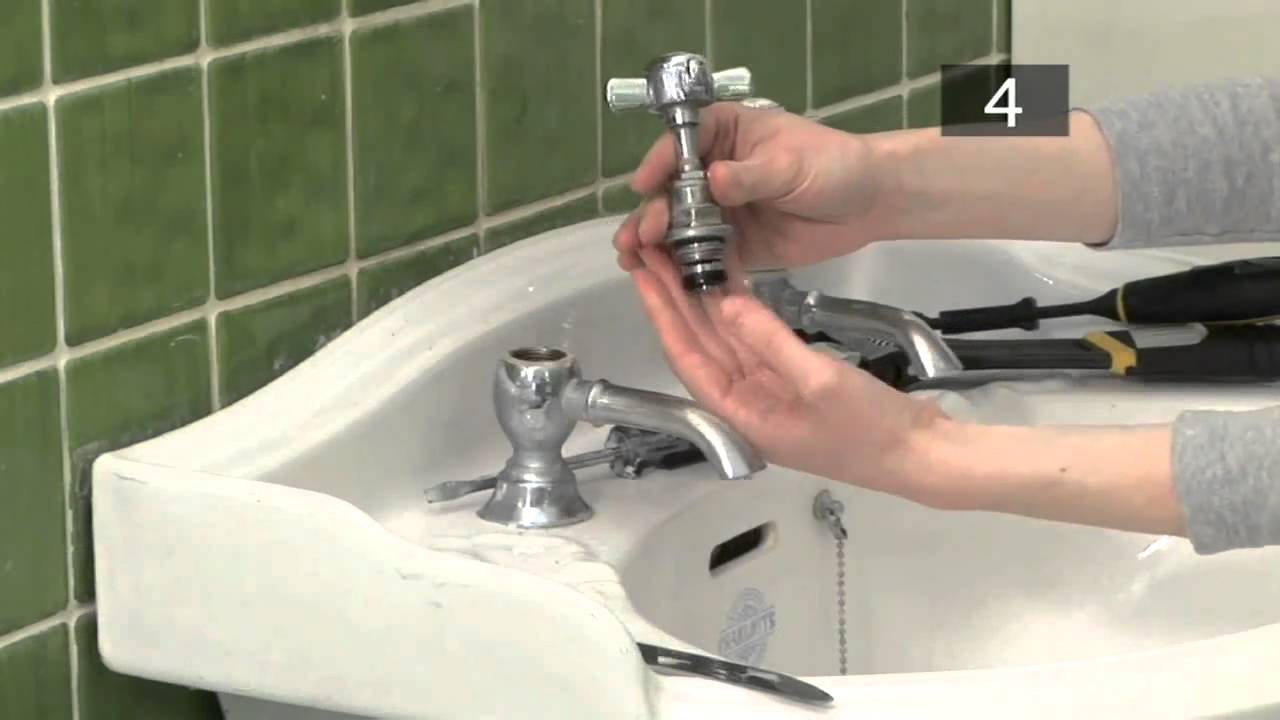 HOW TO FIX A LEAKING TAP QUICKLY